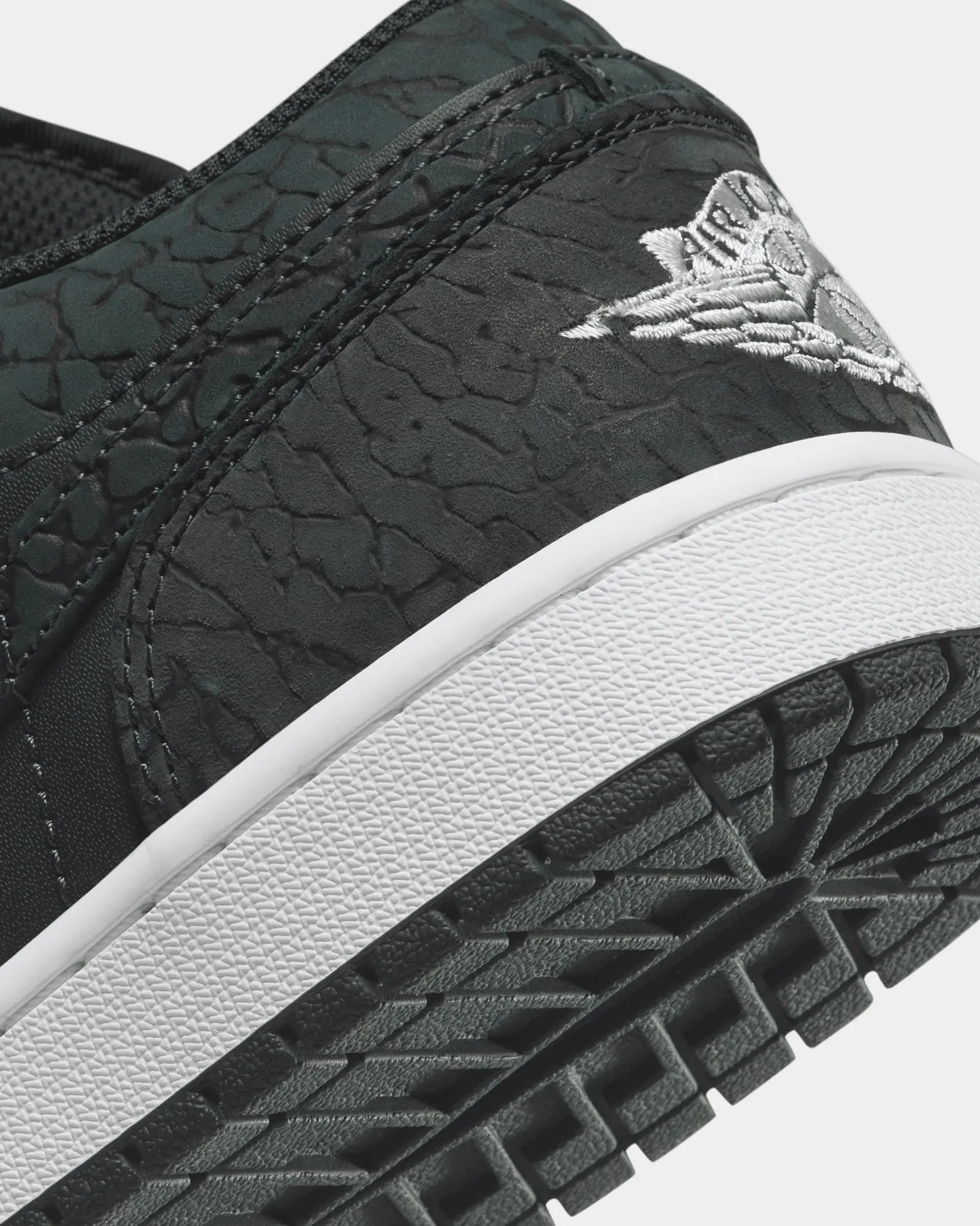 Jordan Air Jordan 1 Low SE "Black Elephant" Off Noir/Black