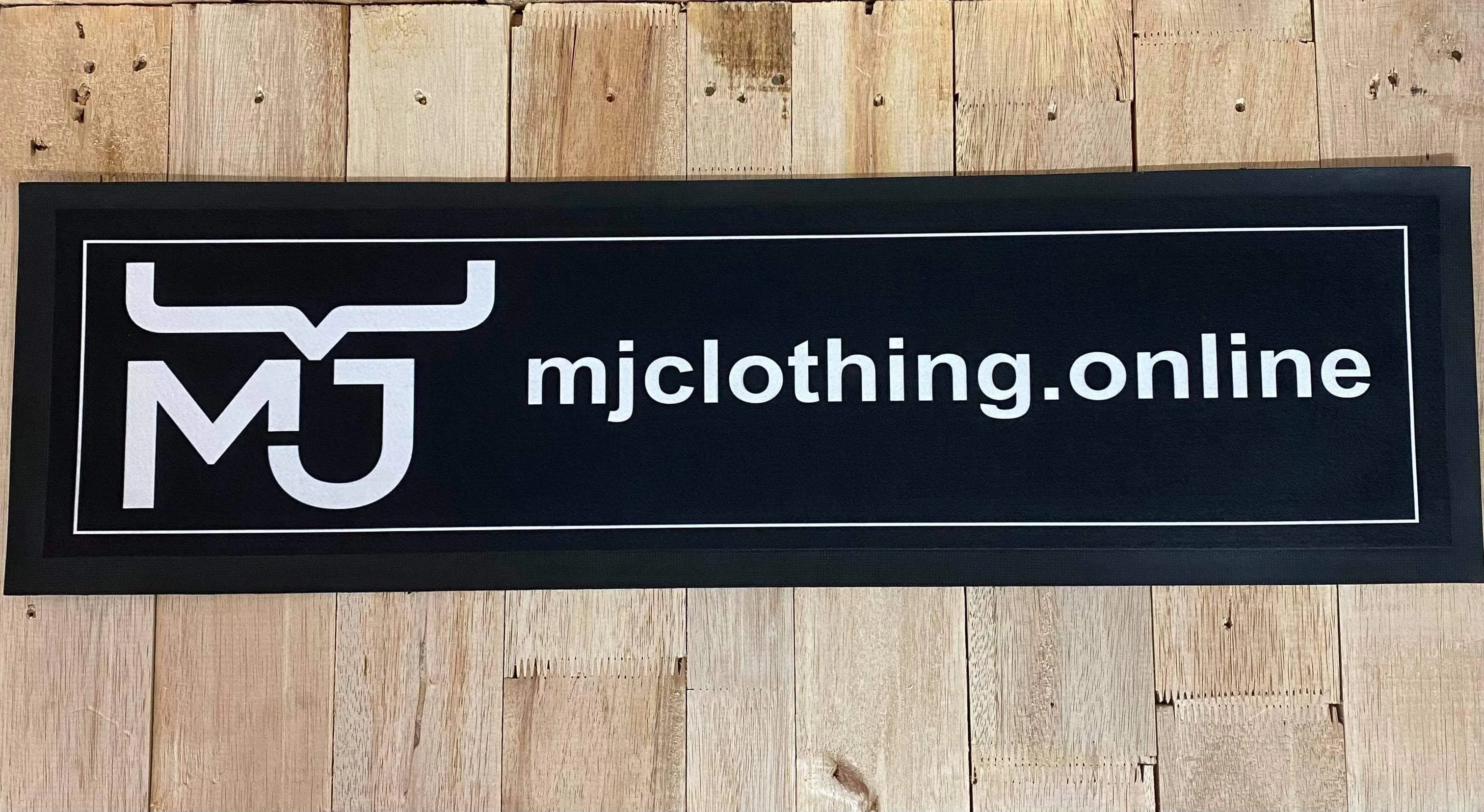 MJ Bar Runner