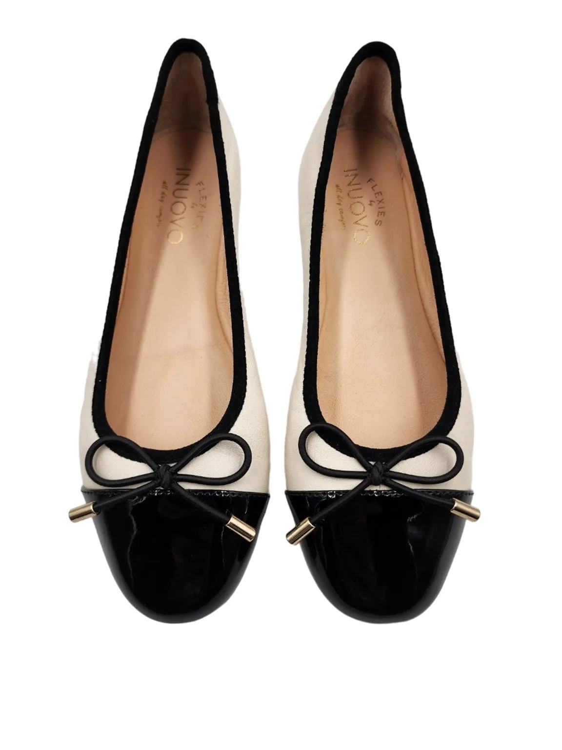 Sweet Carolyn Contrast Toe Flats